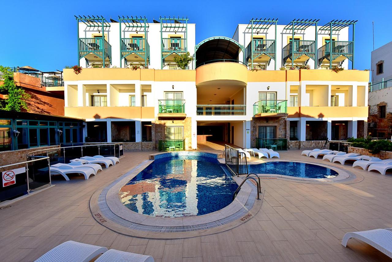 Jasmin Beach Hotel — 2