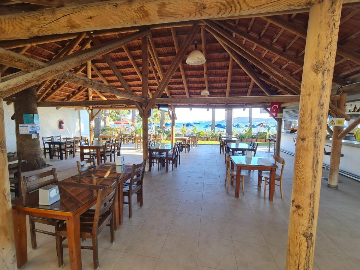 Nagi Beach Hotel — 5